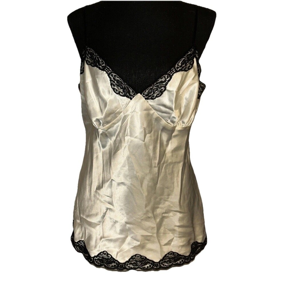 Xhiliration XL Vintage Y2K Fairycore Coquette V-Neck White & Black Lace Trim Top